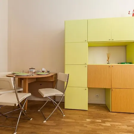 Euler Halldis Apartment Apartment